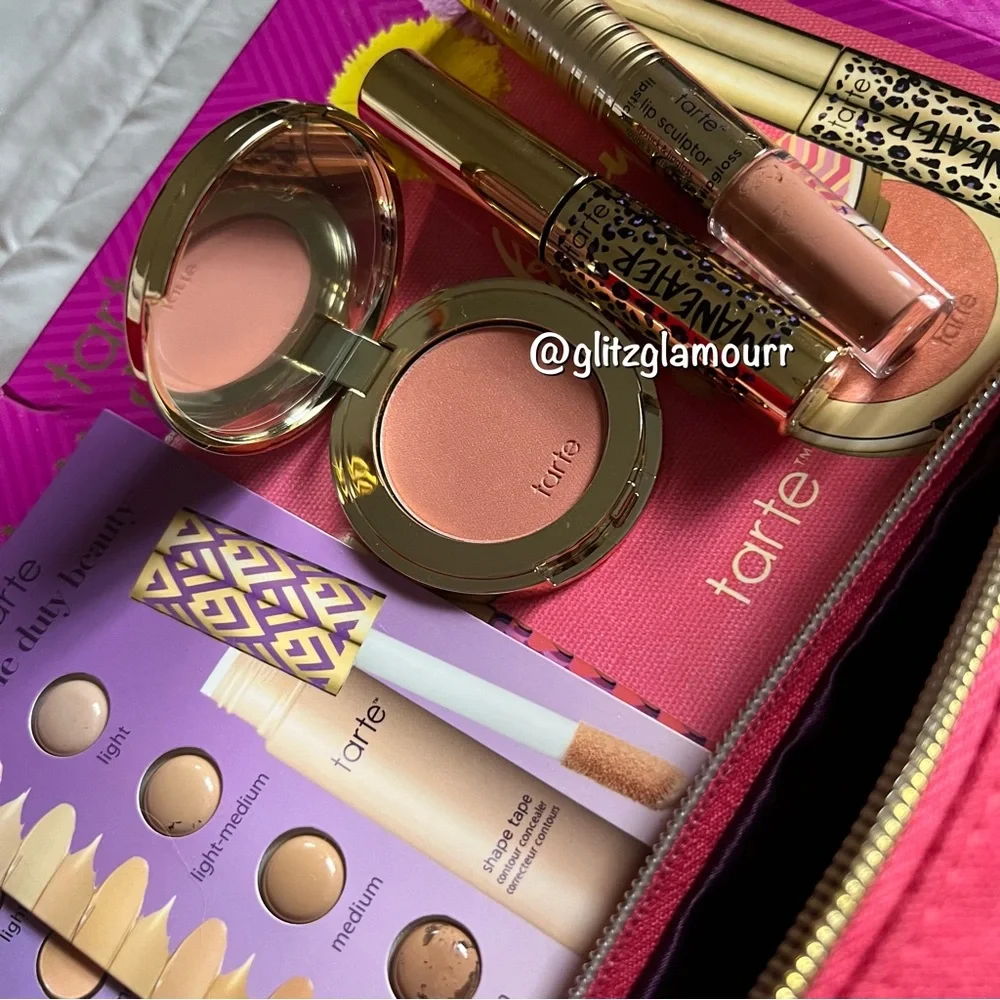 ✈️Tarte Busy Girl Beauty Intro Set✈️
